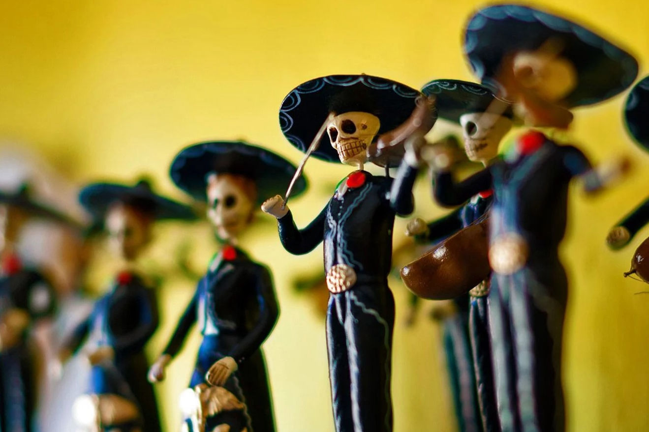 MARIACHI
